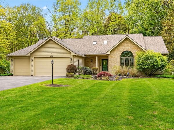 472 Maplewoods Ln , Webster, NY 14580
