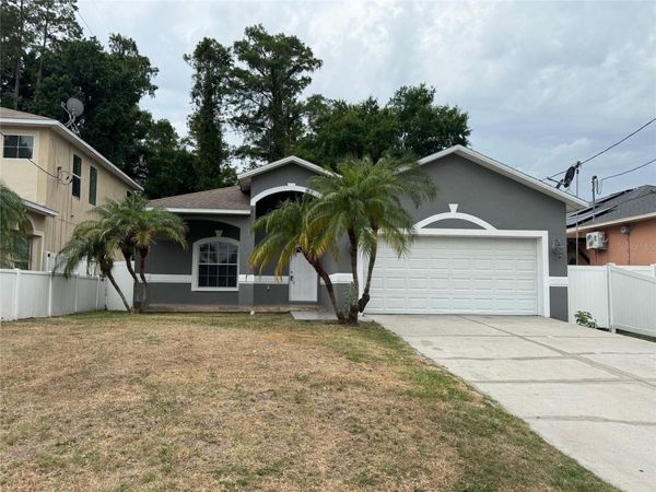 7202 N GLEN AVENUE , TAMPA, FL 33614