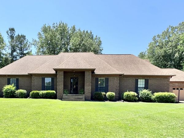 3579 Liscott Road, Southaven, MS 38672
