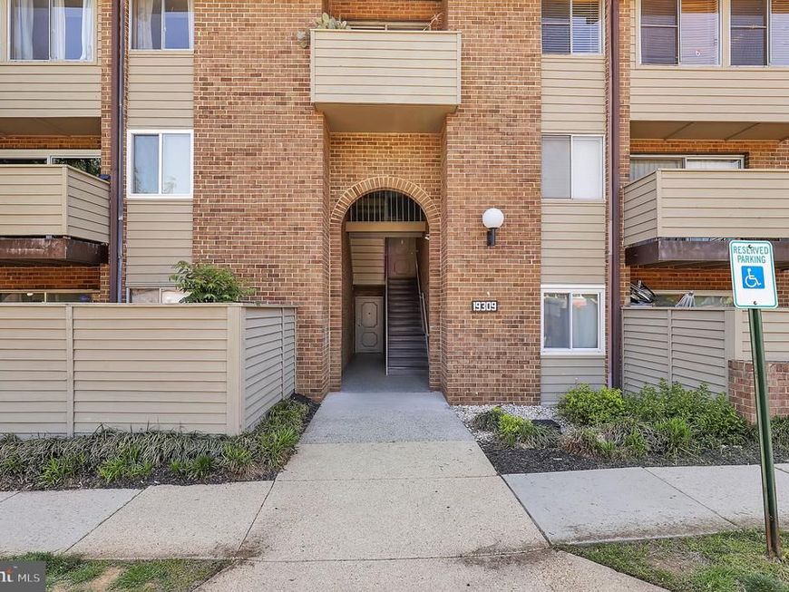 19309 Club House Road , Unit 19309, Gaithersburg, MD 20886 Main Photo