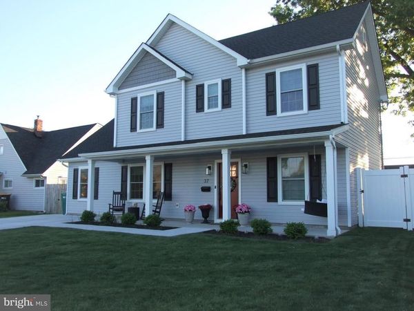 37 NARCISSUS LANE, LEVITTOWN, PA 19054