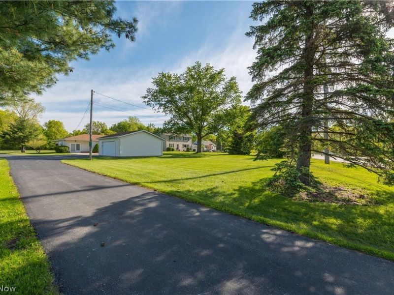 4499 Colorado Avenue, Sheffield Village, OH 44054 Photo 44