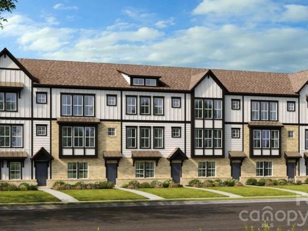 1846 Alexander Village Main Drive , Charlotte, NC 28262