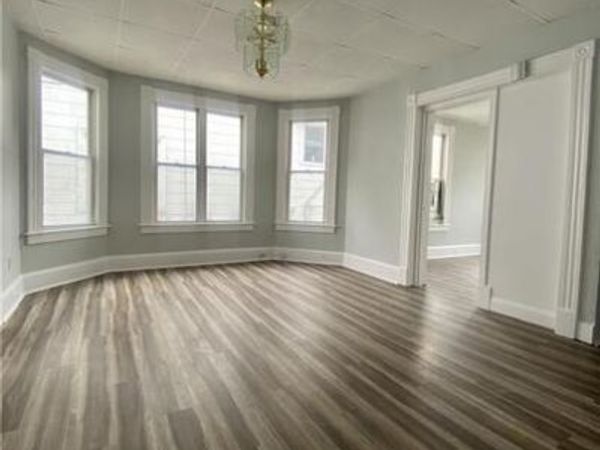 15-17 Ridgewood , Unit 2, Waterbury, CT 06710