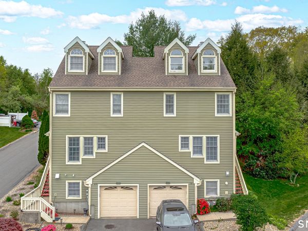101 Madeline, Unit 19, Waterbury, CT 06708