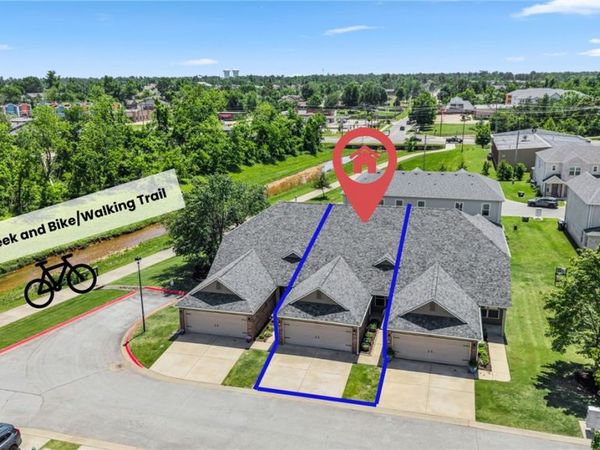 2804 W Valley West Court, Rogers, AR 72756