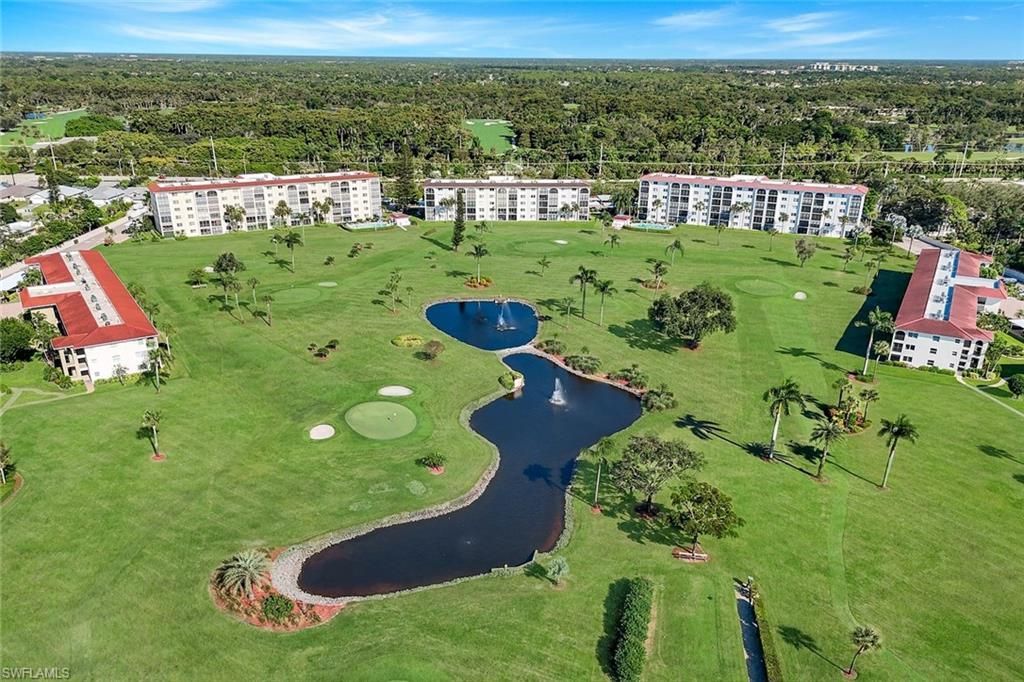 29 High Point Cir E, Unit 107, Naples, FL 34103 Photo