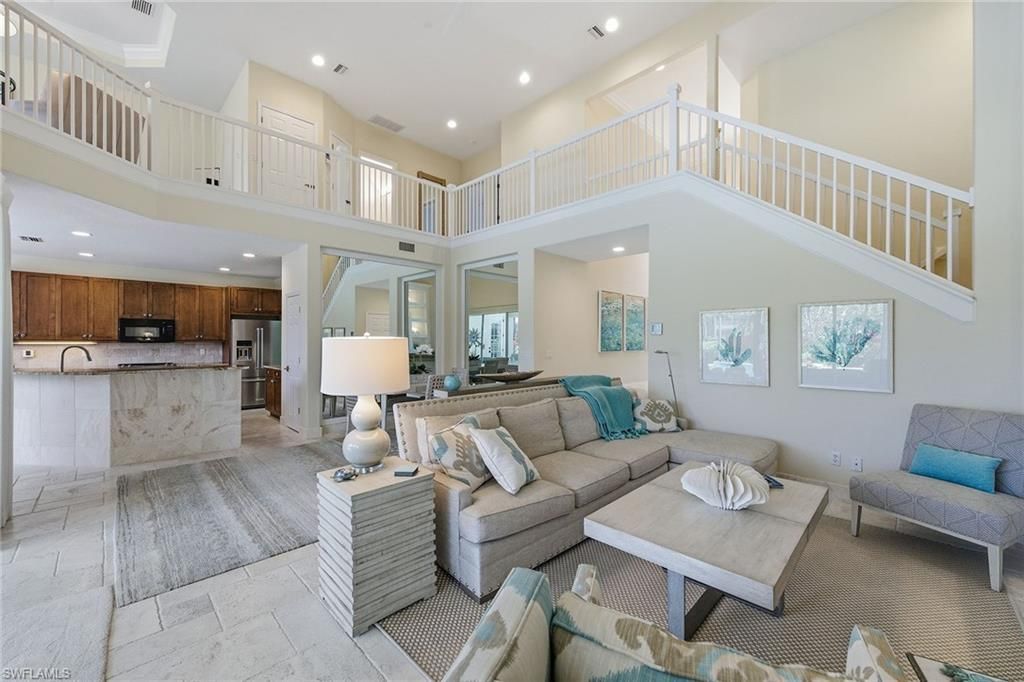 2292 Island Cove Cir, Naples, FL 34109 Photo