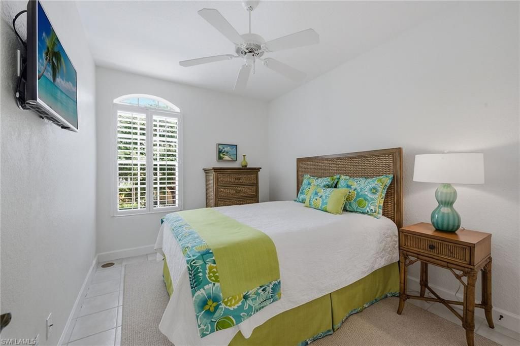 2292 Island Cove Cir, Naples, FL 34109 Photo