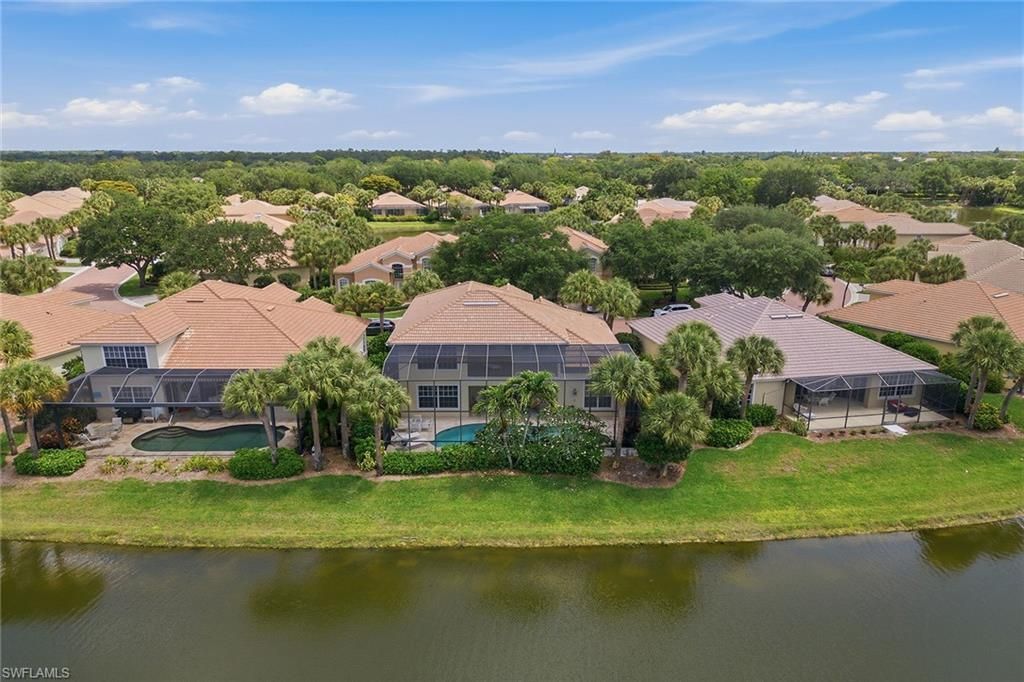 2292 Island Cove Cir, Naples, FL 34109 Photo