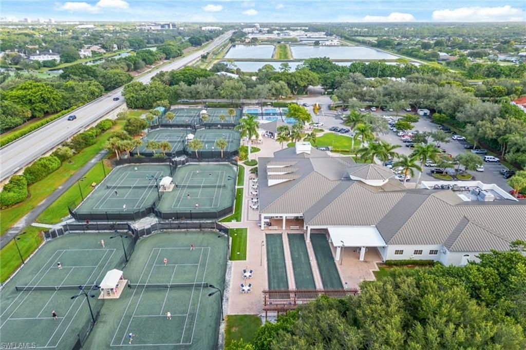 2292 Island Cove Cir, Naples, FL 34109 Photo