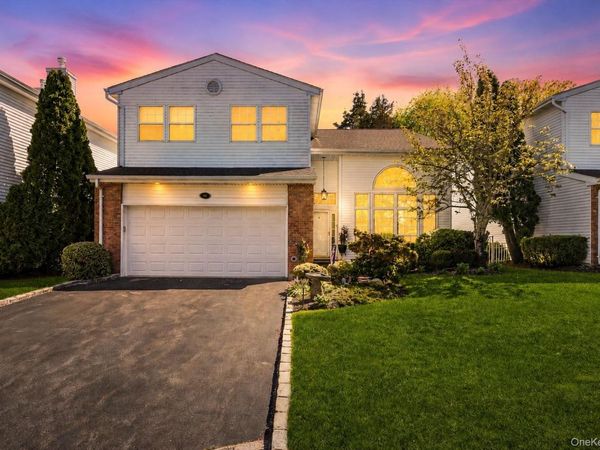 96 Fairway View Drive , Commack, NY 11725