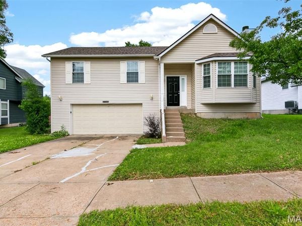 14459 Williamsburg Manor Drive , Florissant, MO 63034