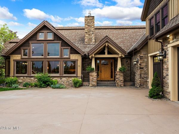 110 Wright Ct , Sandpoint, ID 83864
