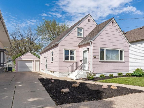 606 3rd Avenue NW, Austin, MN 55912