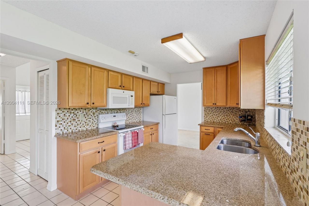 12769 Meadowbreeze Dr , Wellington, FL 33414 Photo