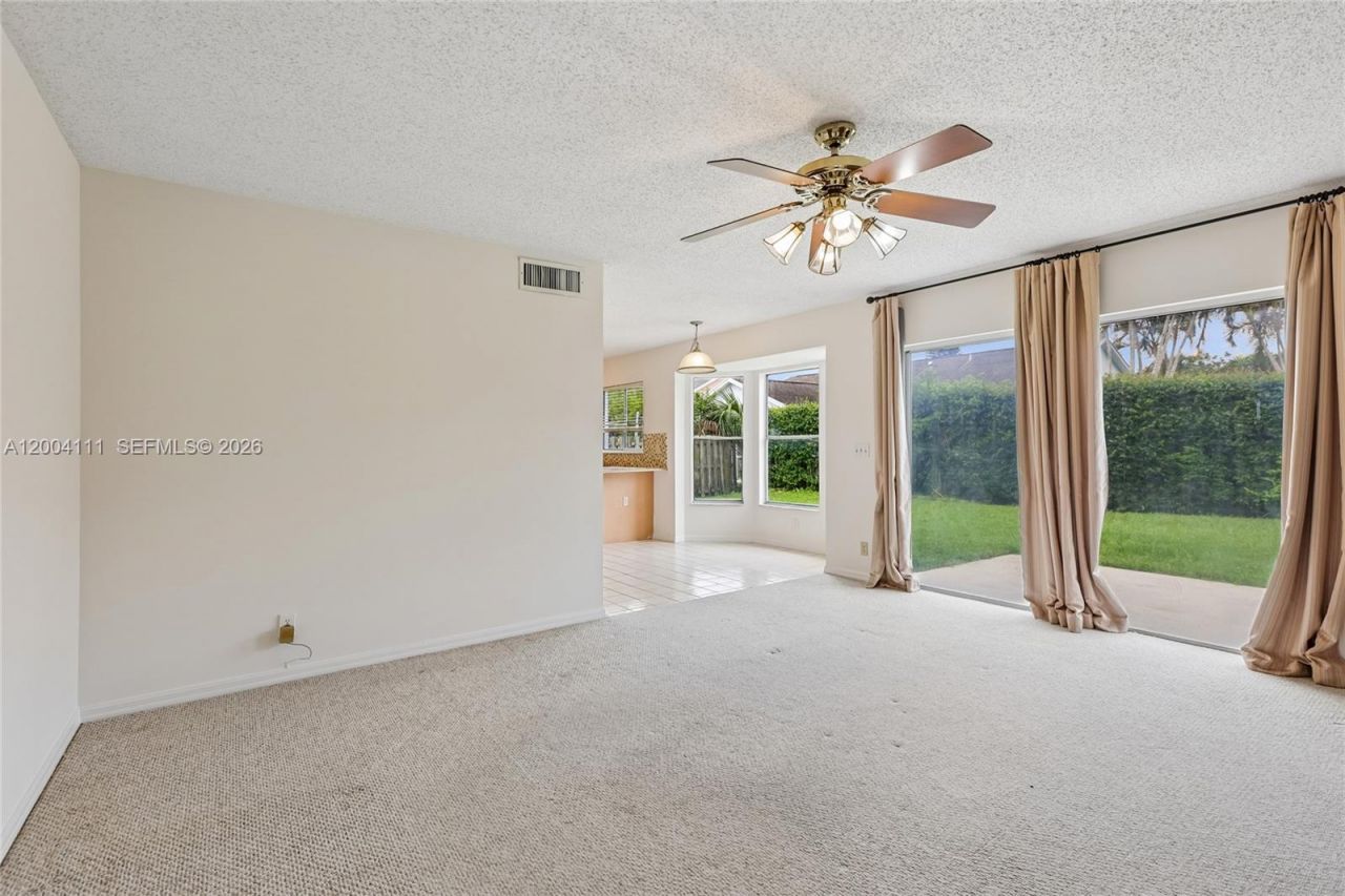 12769 Meadowbreeze Dr , Wellington, FL 33414 Photo