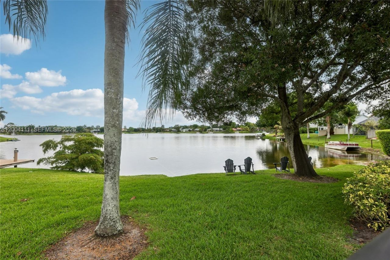 12769 Meadowbreeze Dr , Wellington, FL 33414 Photo