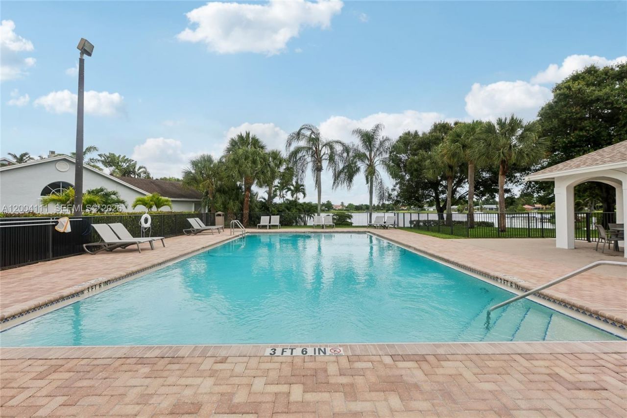 12769 Meadowbreeze Dr , Wellington, FL 33414 Photo