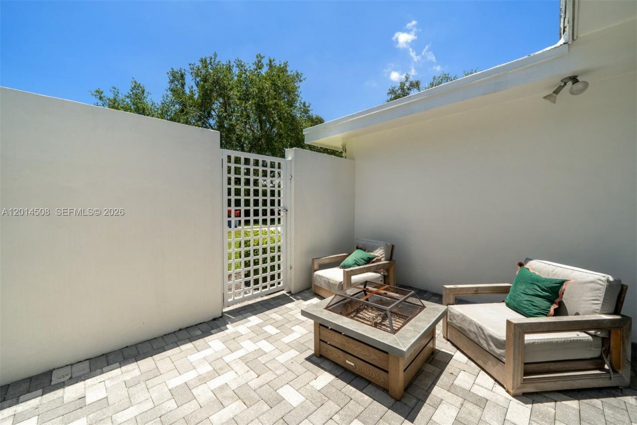 6450 SW 128th St , Pinecrest, FL 33156 Photo