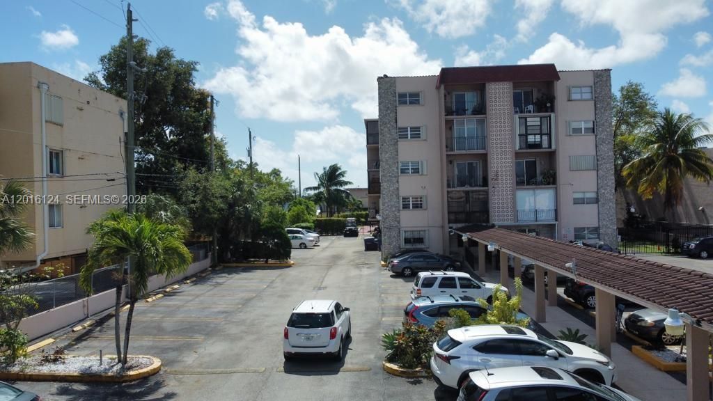 3640 NW 9th St, Unit 201, Miami, FL 33125 Photo