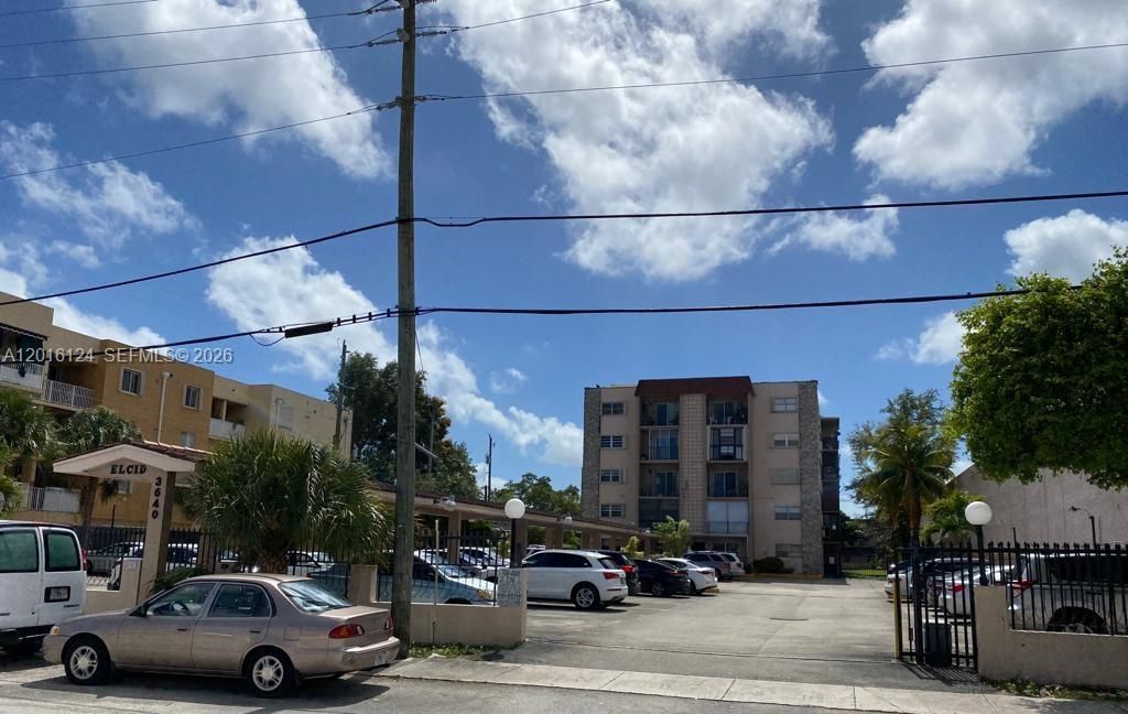 3640 NW 9th St, Unit 201, Miami, FL 33125 Photo