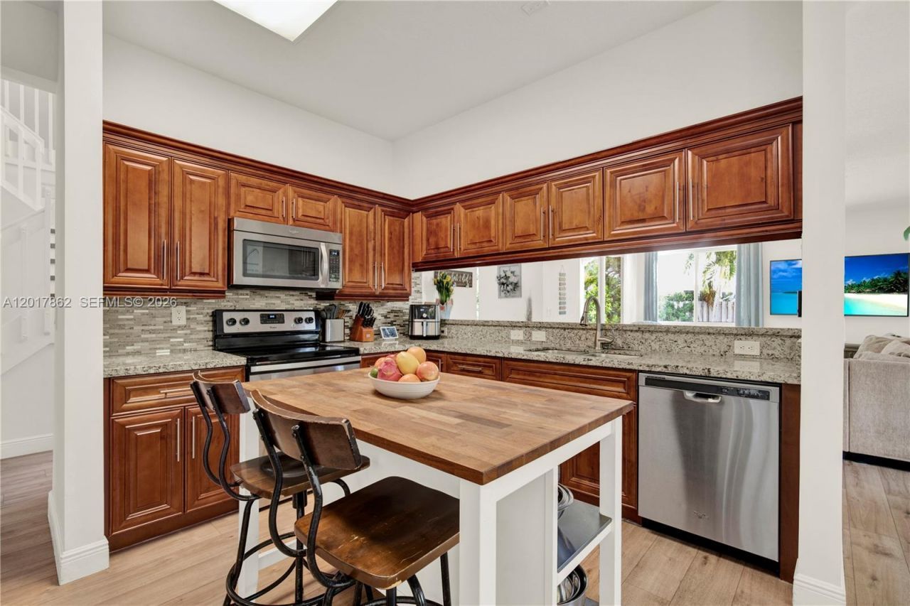 10851 London St , Cooper City, FL 33026 Photo