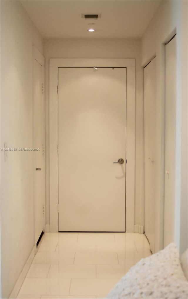 900 Biscayne Blvd , Unit 3207, Miami, FL 33132 Photo