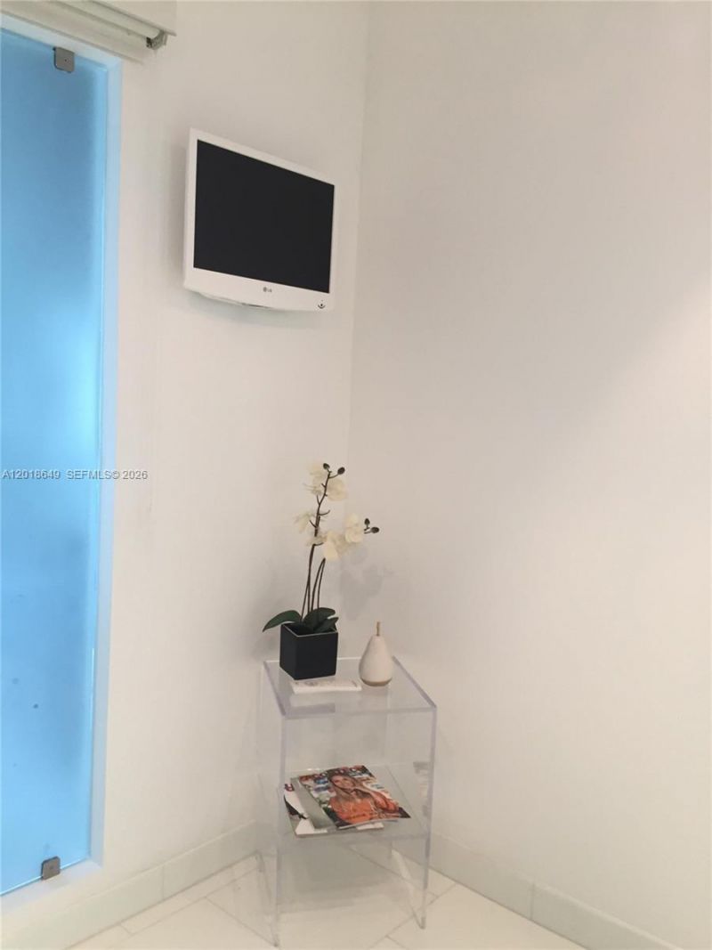 900 Biscayne Blvd , Unit 3207, Miami, FL 33132 Photo