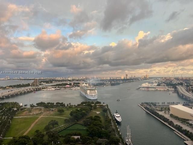 900 Biscayne Blvd , Unit 3207, Miami, FL 33132 Photo