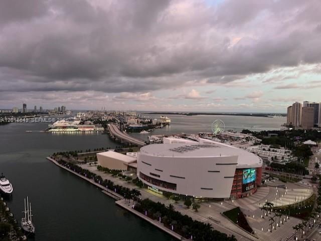 900 Biscayne Blvd , Unit 3207, Miami, FL 33132 Photo