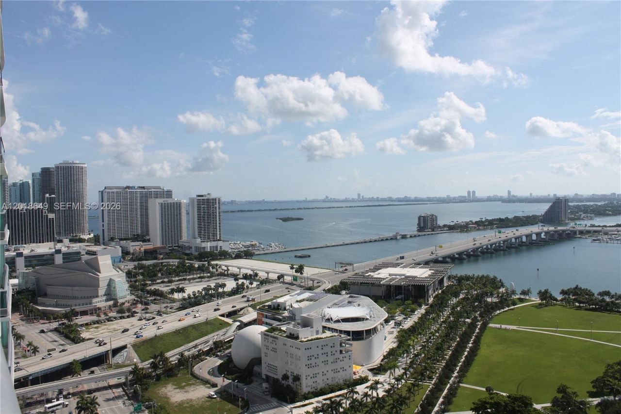 900 Biscayne Blvd , Unit 3207, Miami, FL 33132 Photo