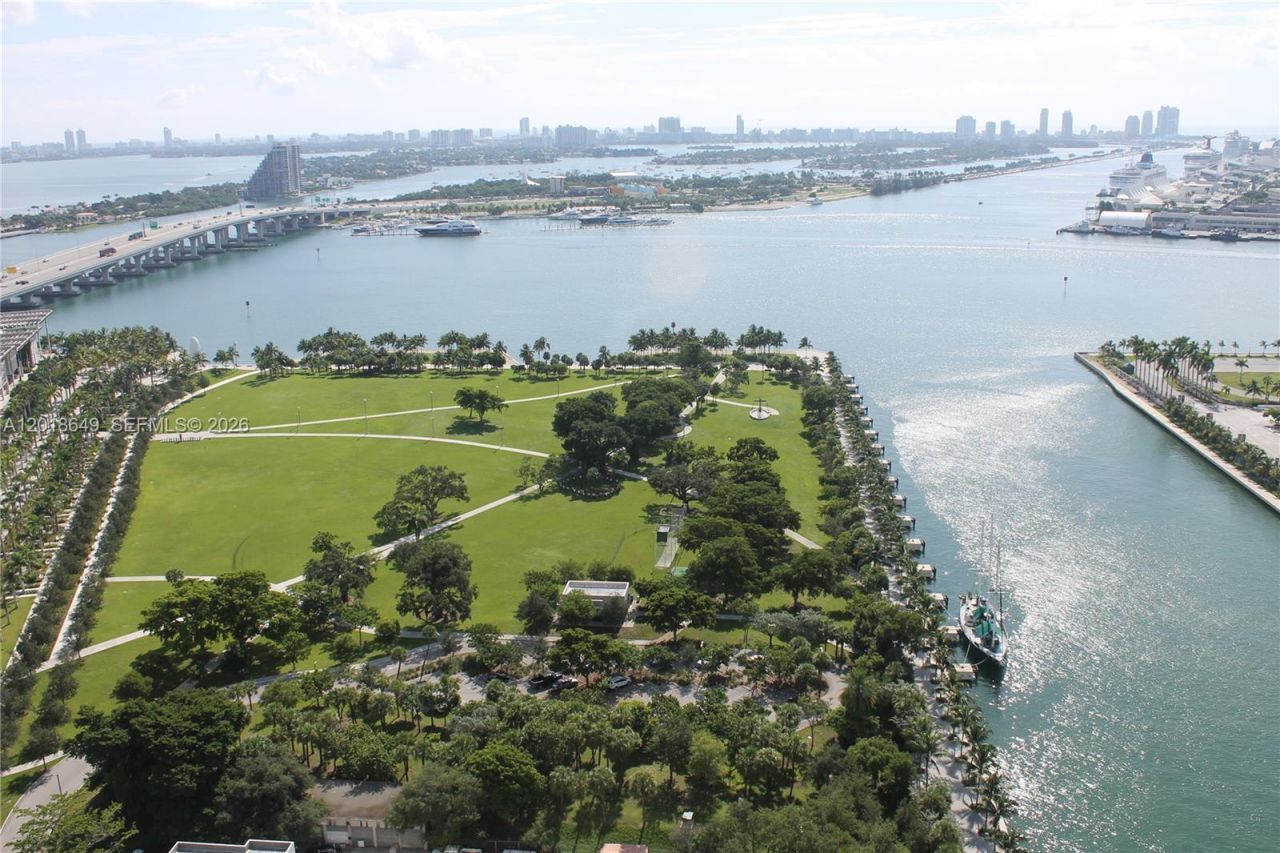 900 Biscayne Blvd , Unit 3207, Miami, FL 33132 Photo
