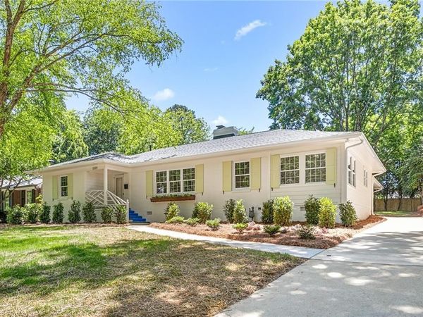 1109 Buckingham Road, Greensboro, NC 27408