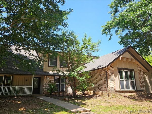 100 W Yuma Court , Broken Arrow, OK 74011