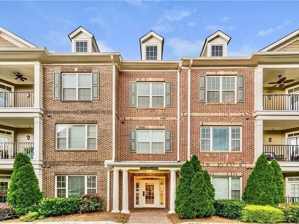 7265 Glisten Avenue, Unit 122, Atlanta, GA 30328