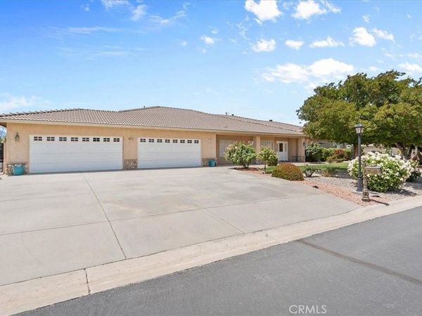 6940 Oak Vista, Oak Hills, CA 92344