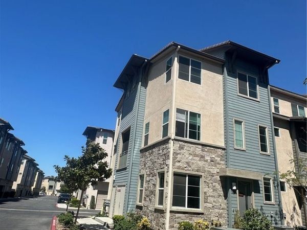 763 Savi, Corona, CA 92878