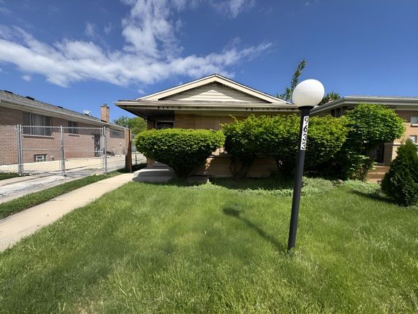 9633 S Princeton Avenue , Chicago, IL 60628