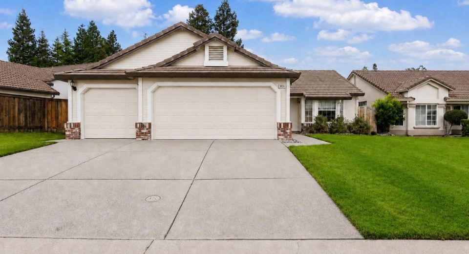 1826 Avenida Martina, Roseville, CA 95747 Photo