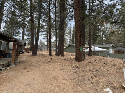 2495 Chris Ave, South Lake Tahoe, CA 96150 Photo