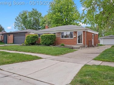 13144 Stamford Avenue, Warren, MI 48089