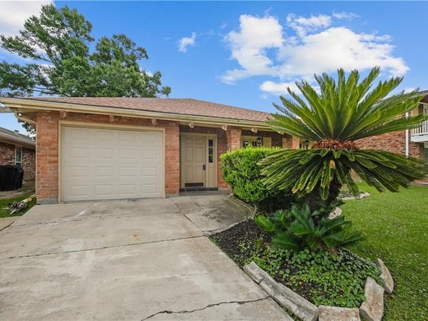 4144 BORDEAUX Drive , Kenner, LA 70065