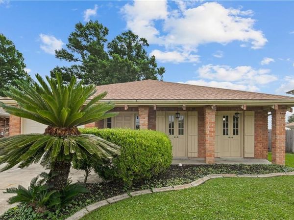 4144 BORDEAUX Drive, Kenner, LA 70065