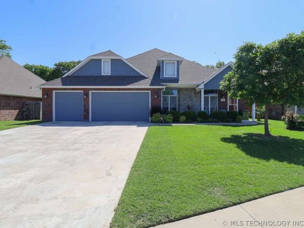 7605 N 144th Avenue E, Owasso, OK 74055