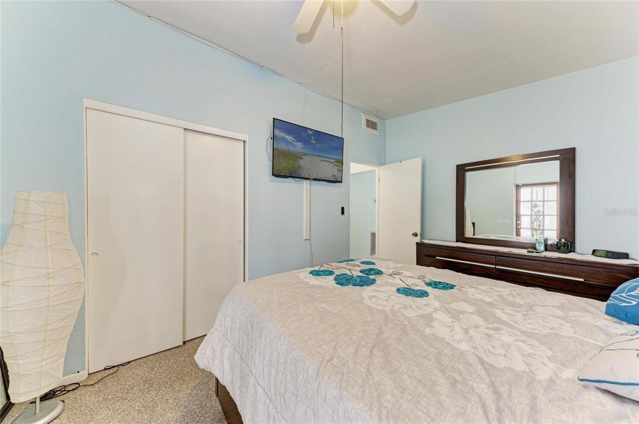 2564 Wood Street, Sarasota, FL 34237 Photo
