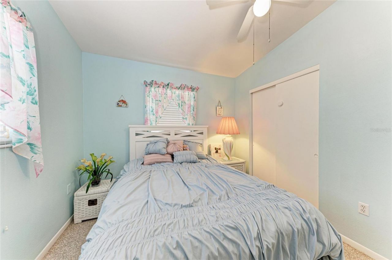 2564 Wood Street, Sarasota, FL 34237 Photo