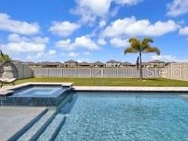 16747 SUNBURST LAKE STREET, WIMAUMA, FL 33598