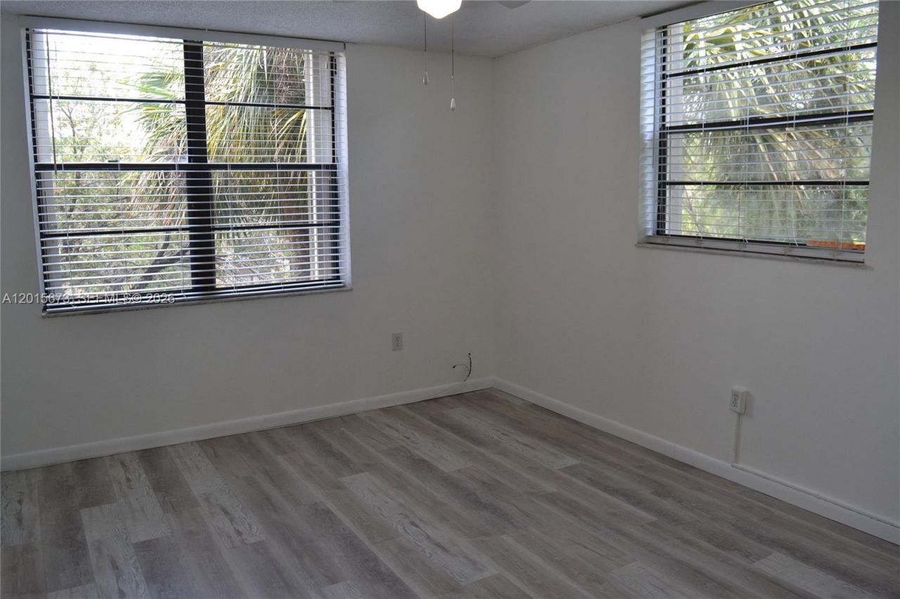 10855 SW 112th Ave , Unit 309, Miami, FL 33176 Photo