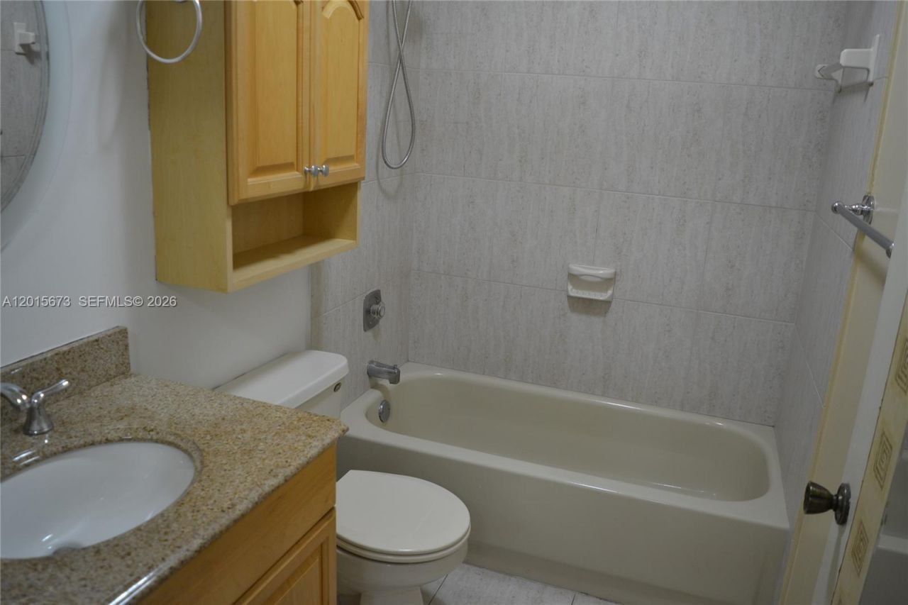 10855 SW 112th Ave , Unit 309, Miami, FL 33176 Photo
